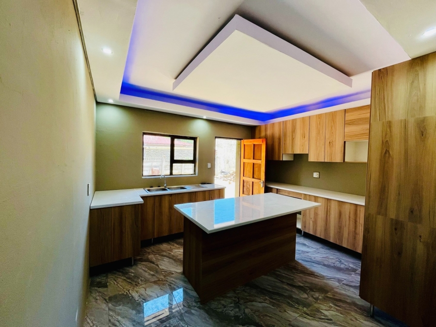 4 Bedroom Property for Sale in Bayswater Free State